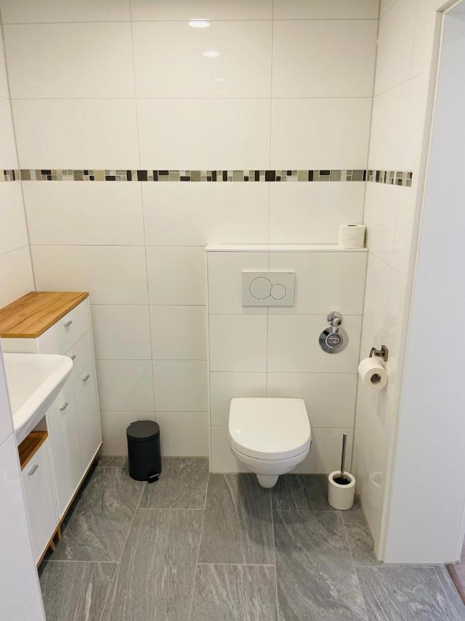 Zollernalb-Apartment Mg Albstadt Exteriör bild